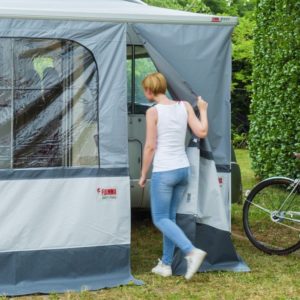 Fiamma Přední stěna Blocker Pro 100