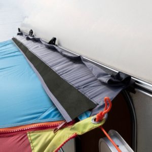 Bent Univerzální připojovací adaptér