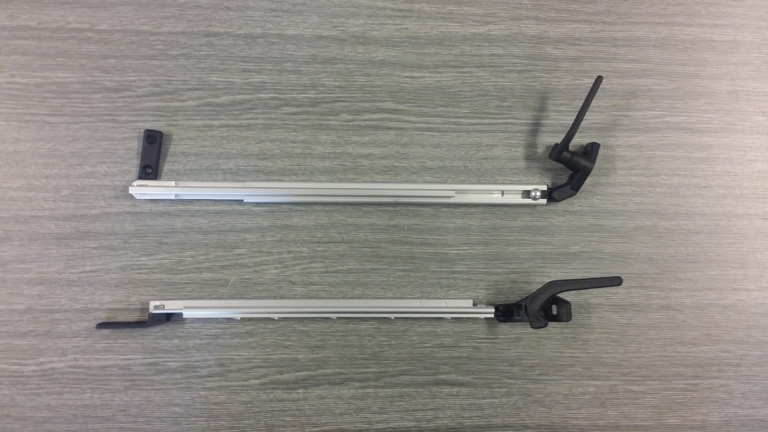 Miriad Vzpěra oken 300 mm