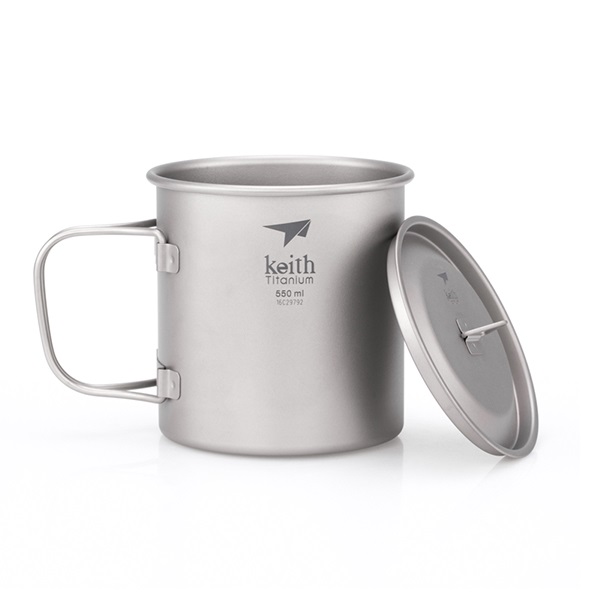Keith Titanový hrnek s víčkem Mug 550 ml